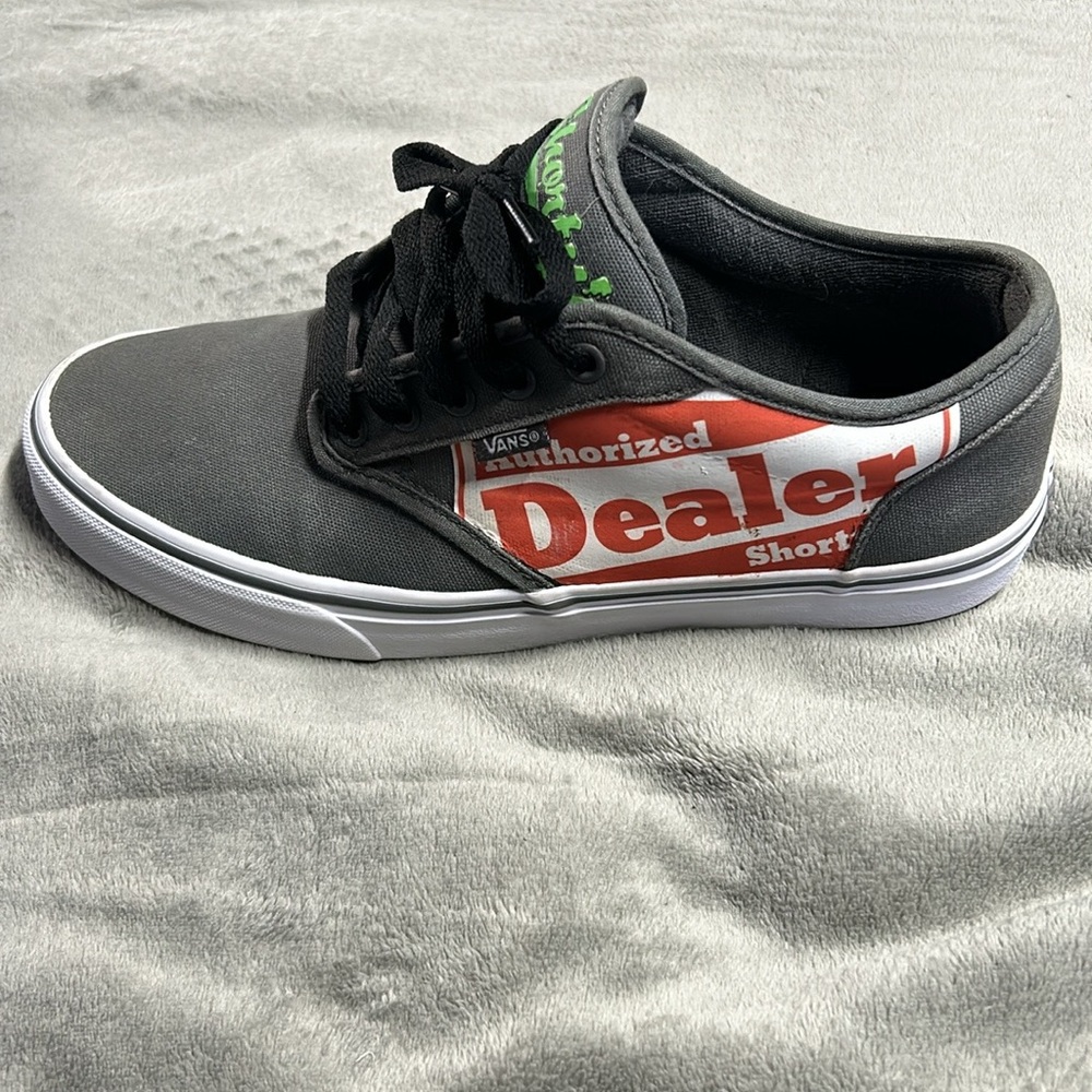 Cumstomized Vans Atwood - Picture 4 of 5